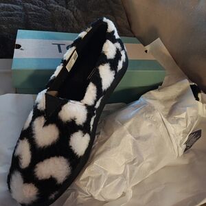 Women's Black and White Slip-On Shoes